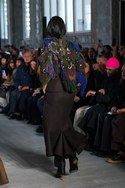 Look 96
